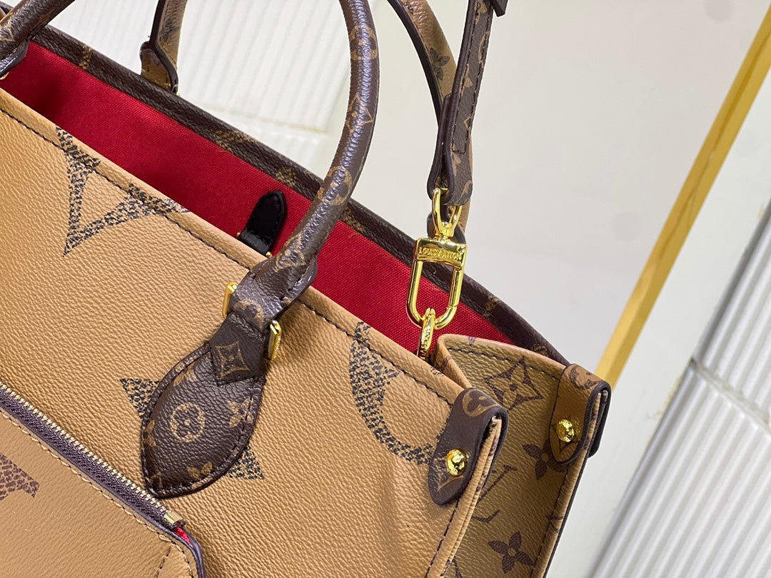 Louis new arrival OnTheGo Voyage bag size: 35 cm