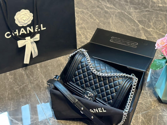 CC new arrival Leboy caviar leather size: 25 cm