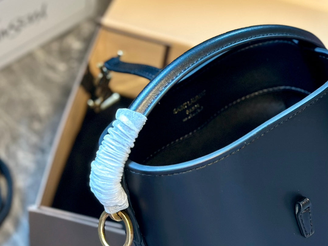 Y Le 37 Bucket MINI BAG SIZE: 13*15cm