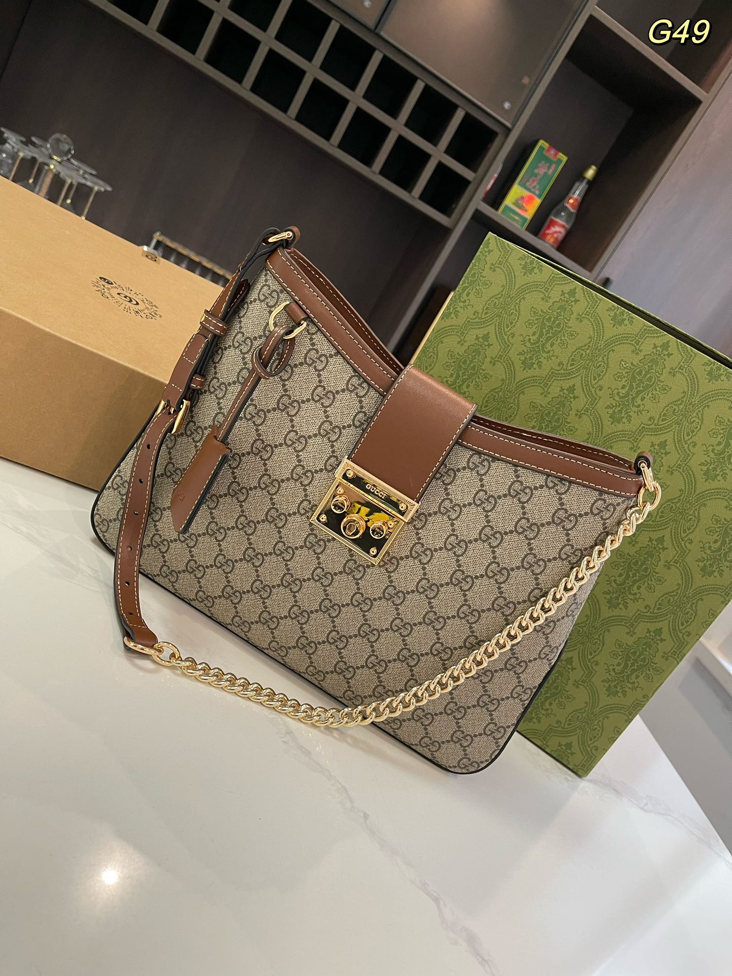 GG Padlock new arrival bag size: 31*22cm