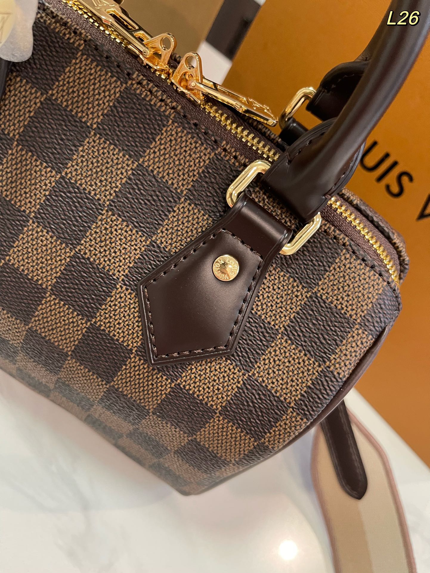 Louis new arrival speedy bag size: 20*14cm