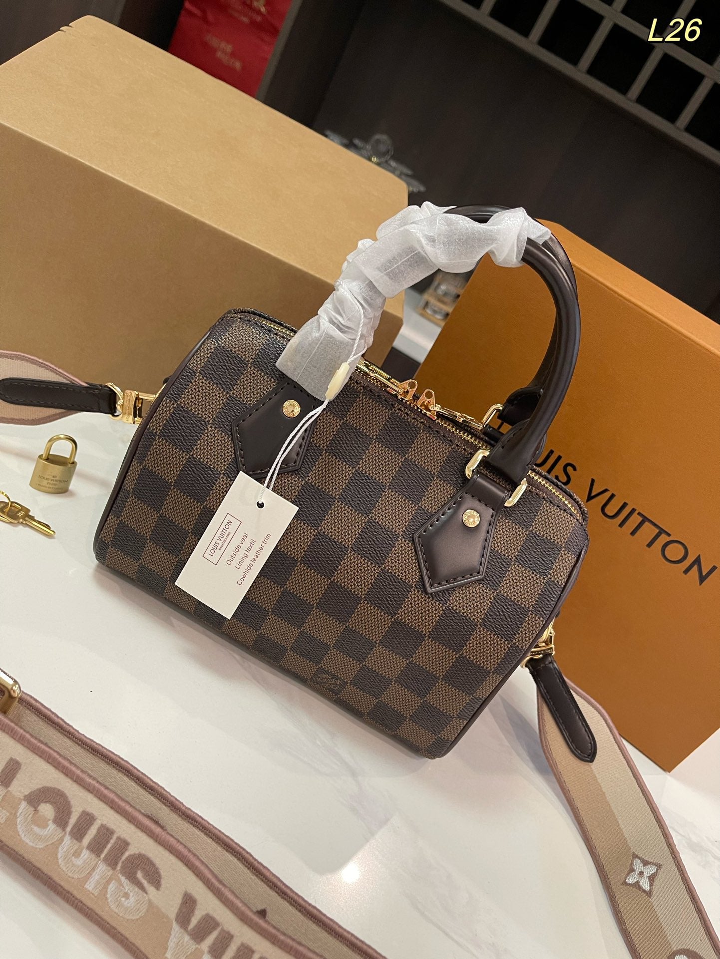 Louis new arrival speedy bag size: 20*14cm
