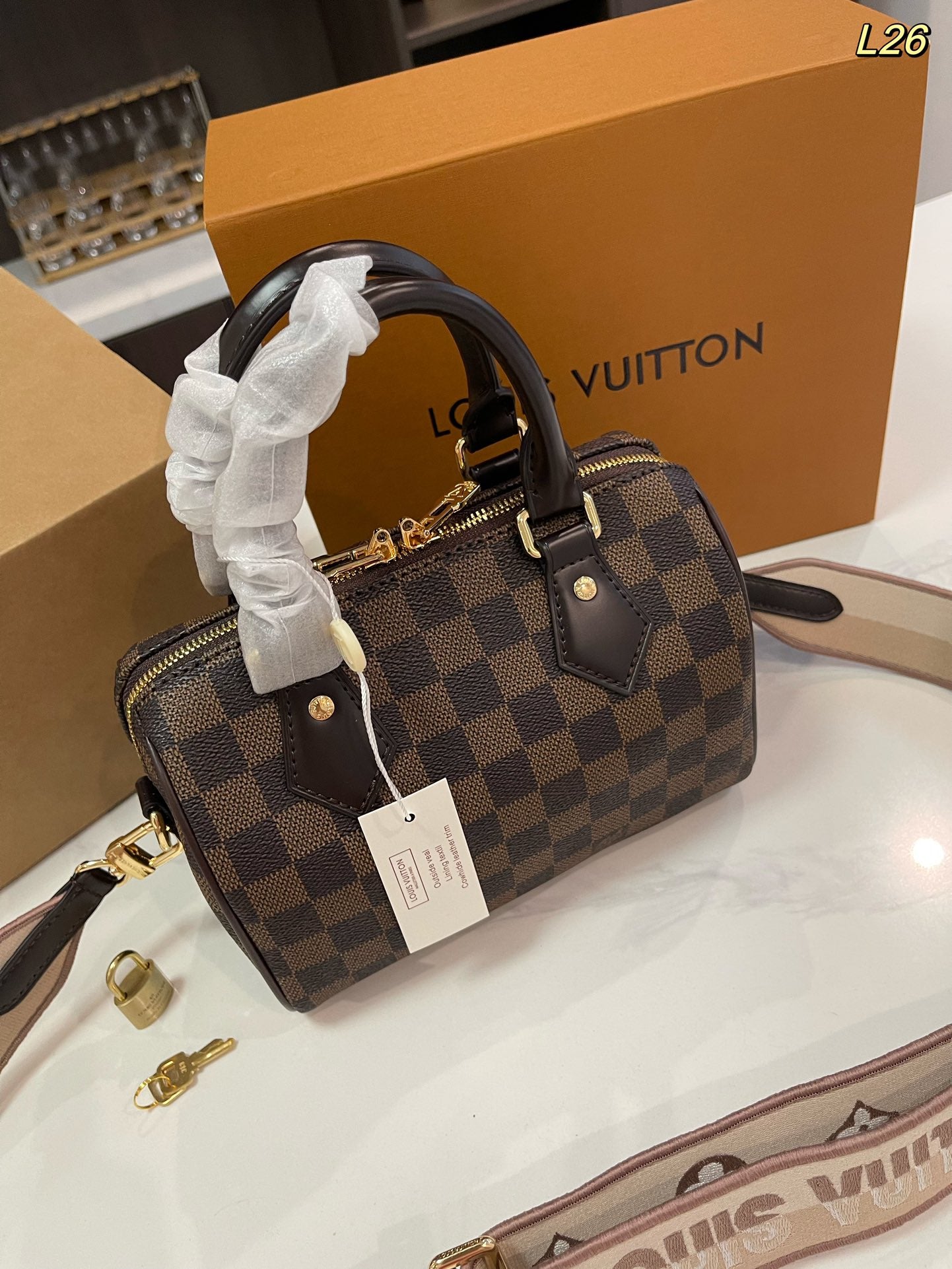 Louis new arrival speedy bag size: 20*14cm