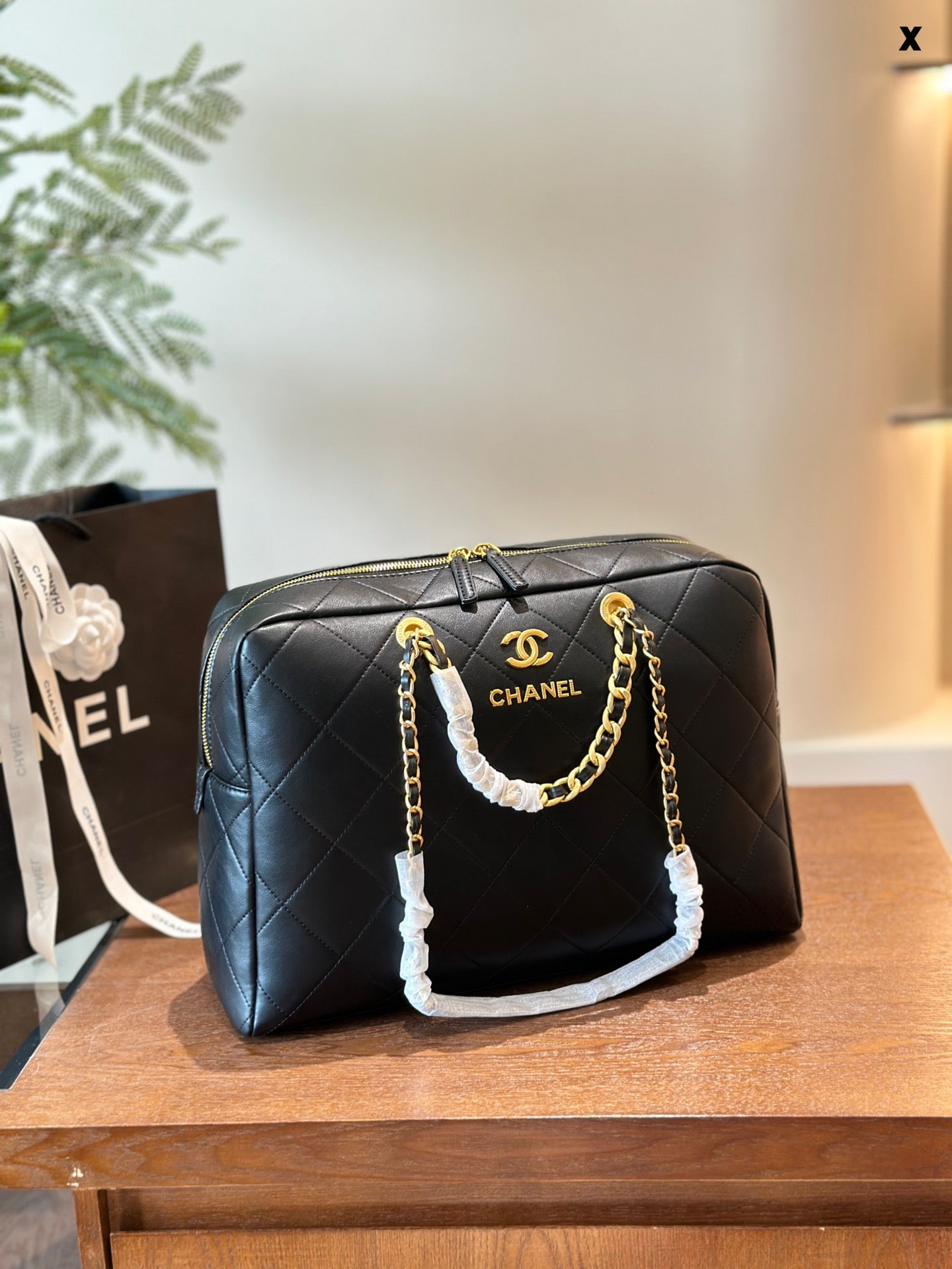 Louis new arrival 24s tote bag size: 38cm