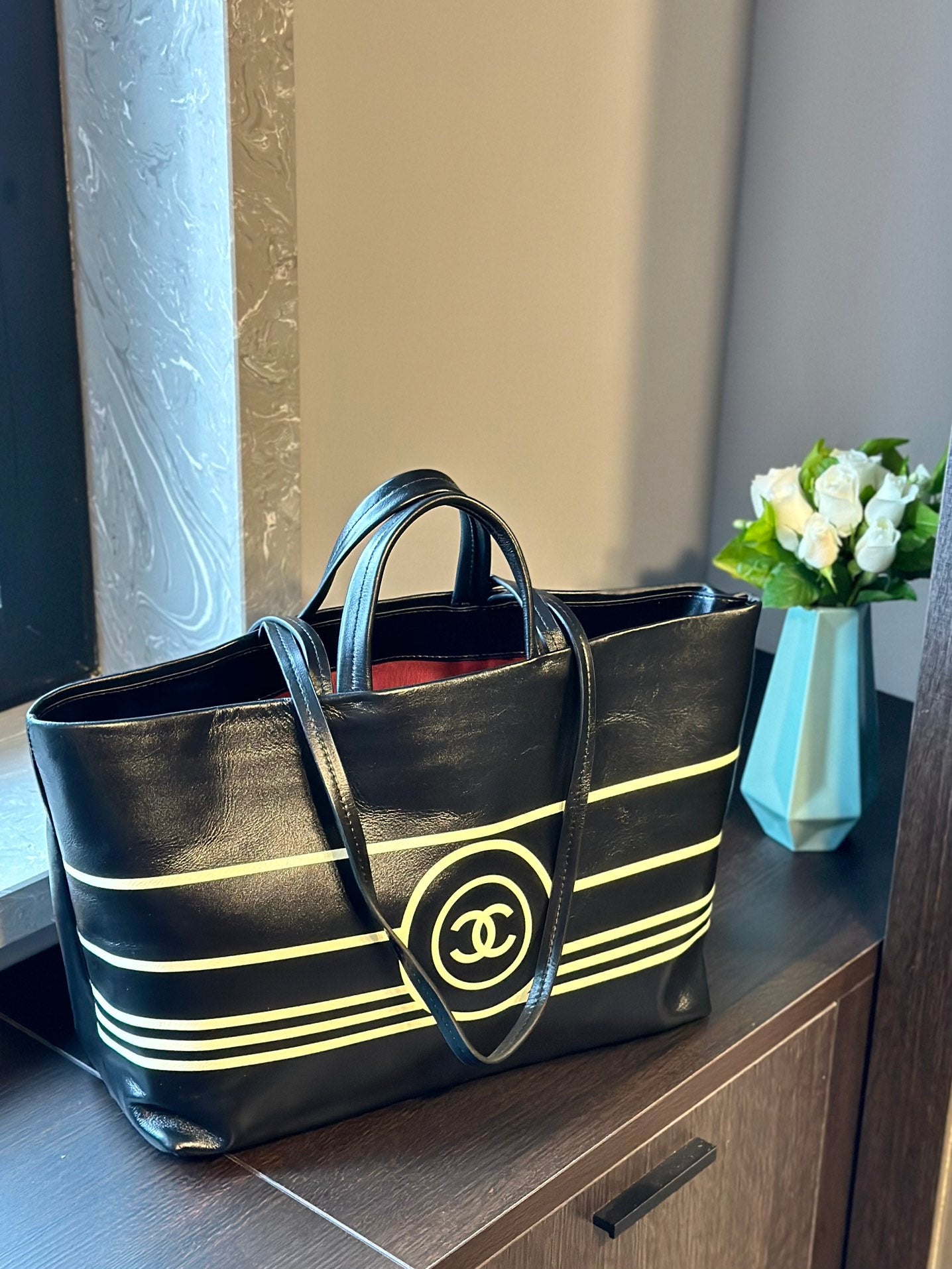 cc new arrival tote bag size: 38 * 27.5  cm