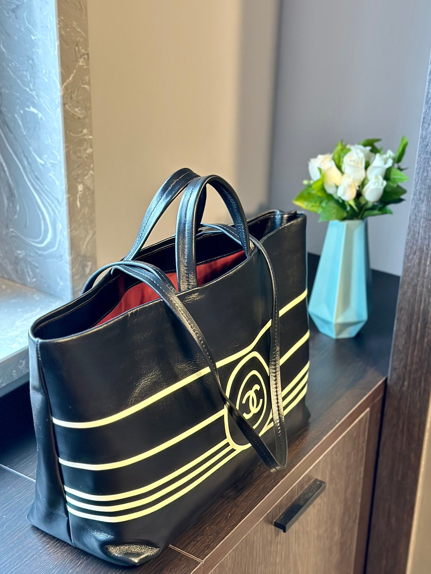 cc new arrival tote bag size: 38 * 27.5  cm