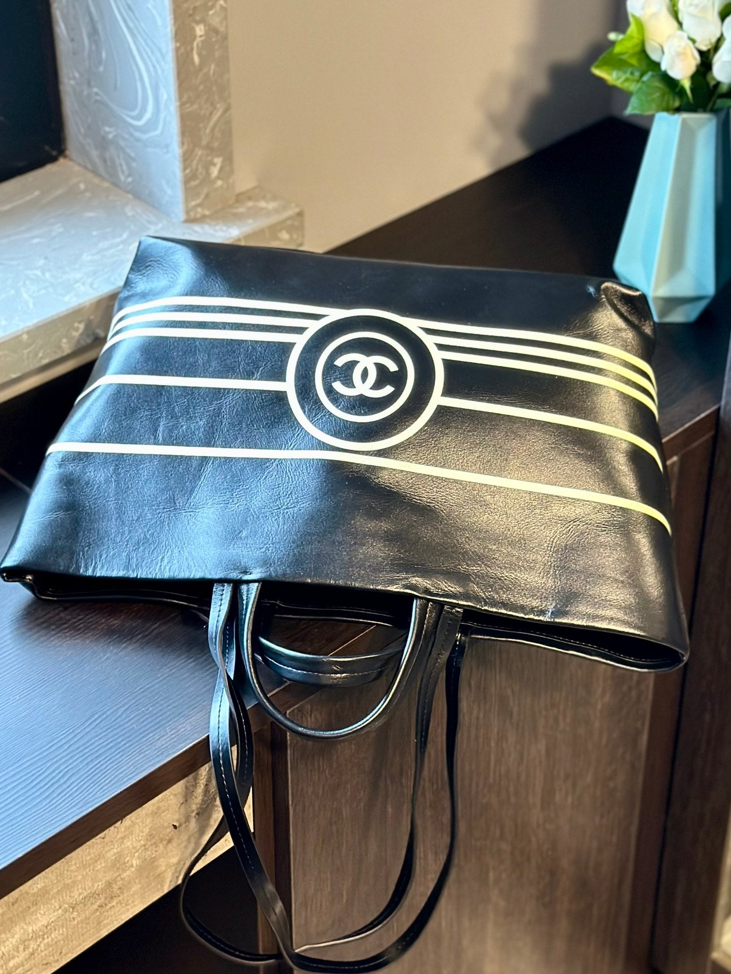 cc new arrival tote bag size: 38 * 27.5  cm