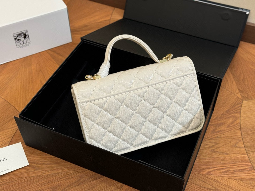 Cc new arrival 22k caviar leather size: 25*15cm