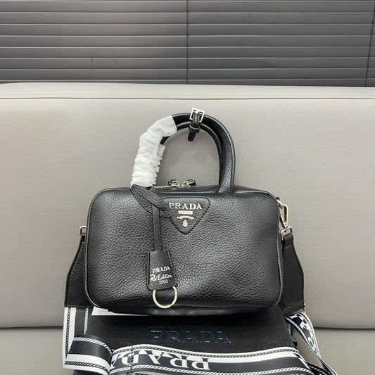 Pra new arrival bag size:  23 x 14 cm