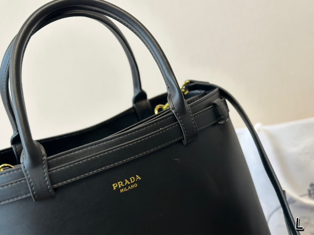 Pra new arrival Soft Grain bag