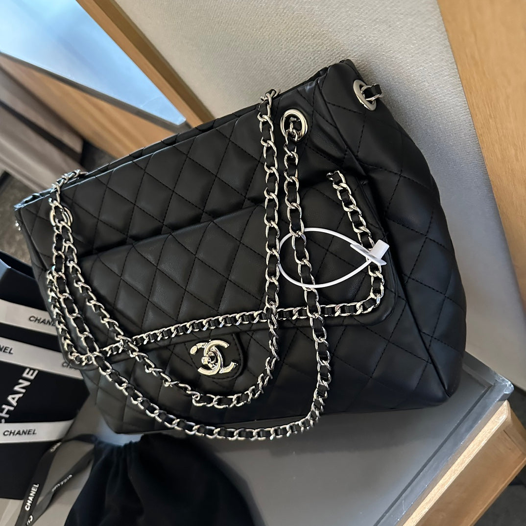 CC new arrival vintage bag size: 35 cm