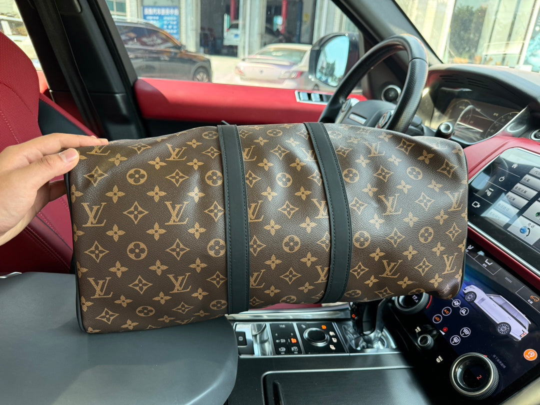 Louis new arrival keepall Bandoulière bag size: 45x20x27cm