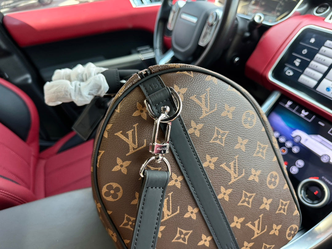 Louis new arrival keepall Bandoulière bag size: 45x20x27cm