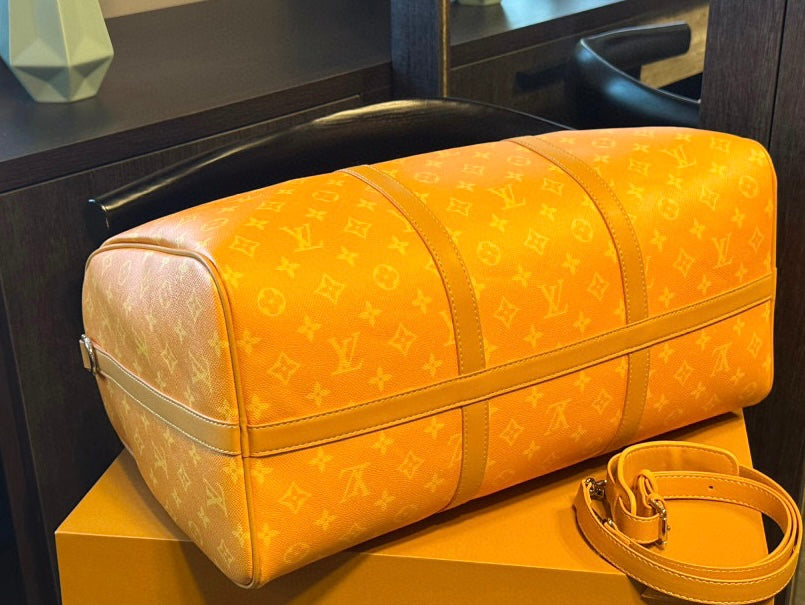 Louis new arrival  Keepall Bandouliere bag size: 45 cm