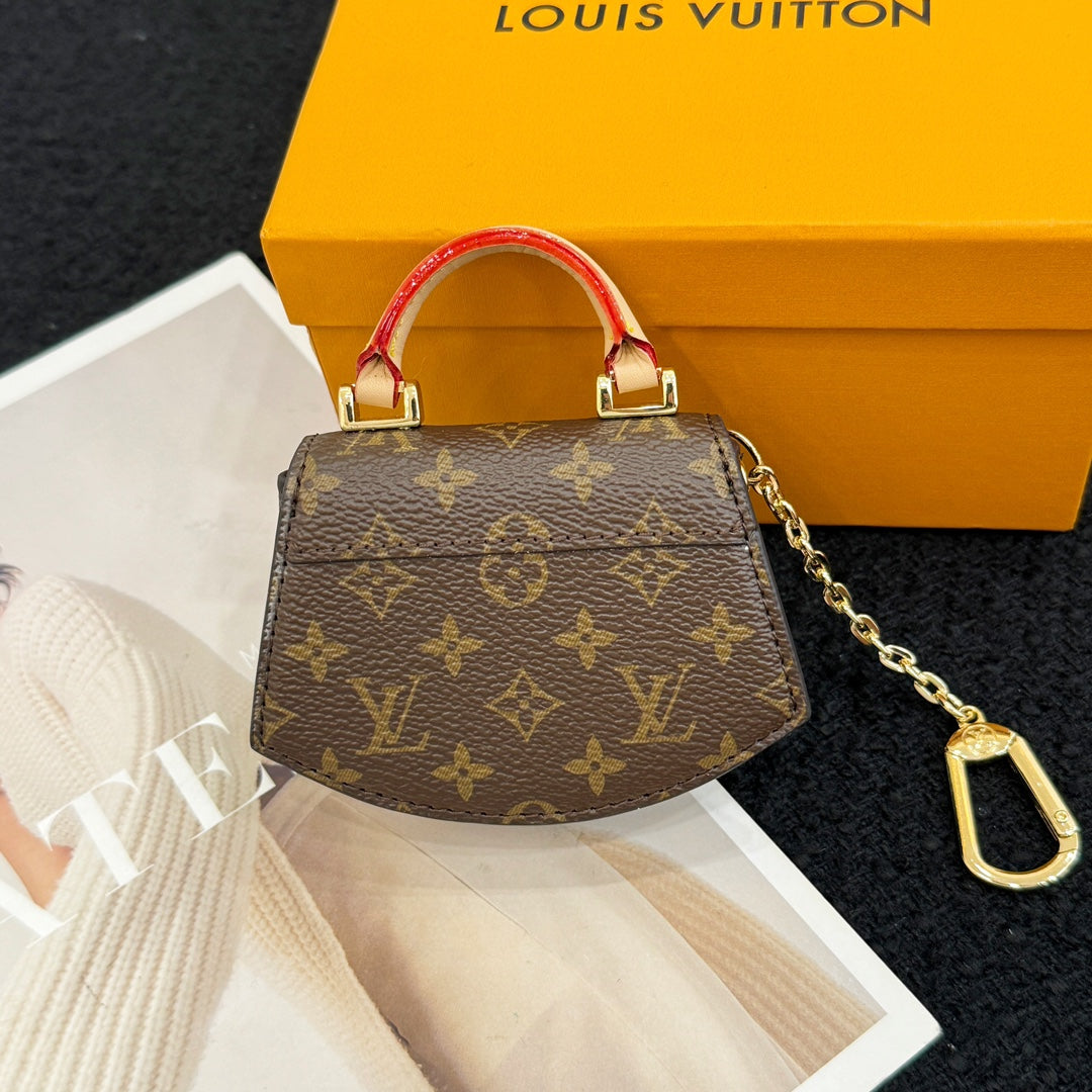 Louis new arrival wallet size: 12*10*3 cm