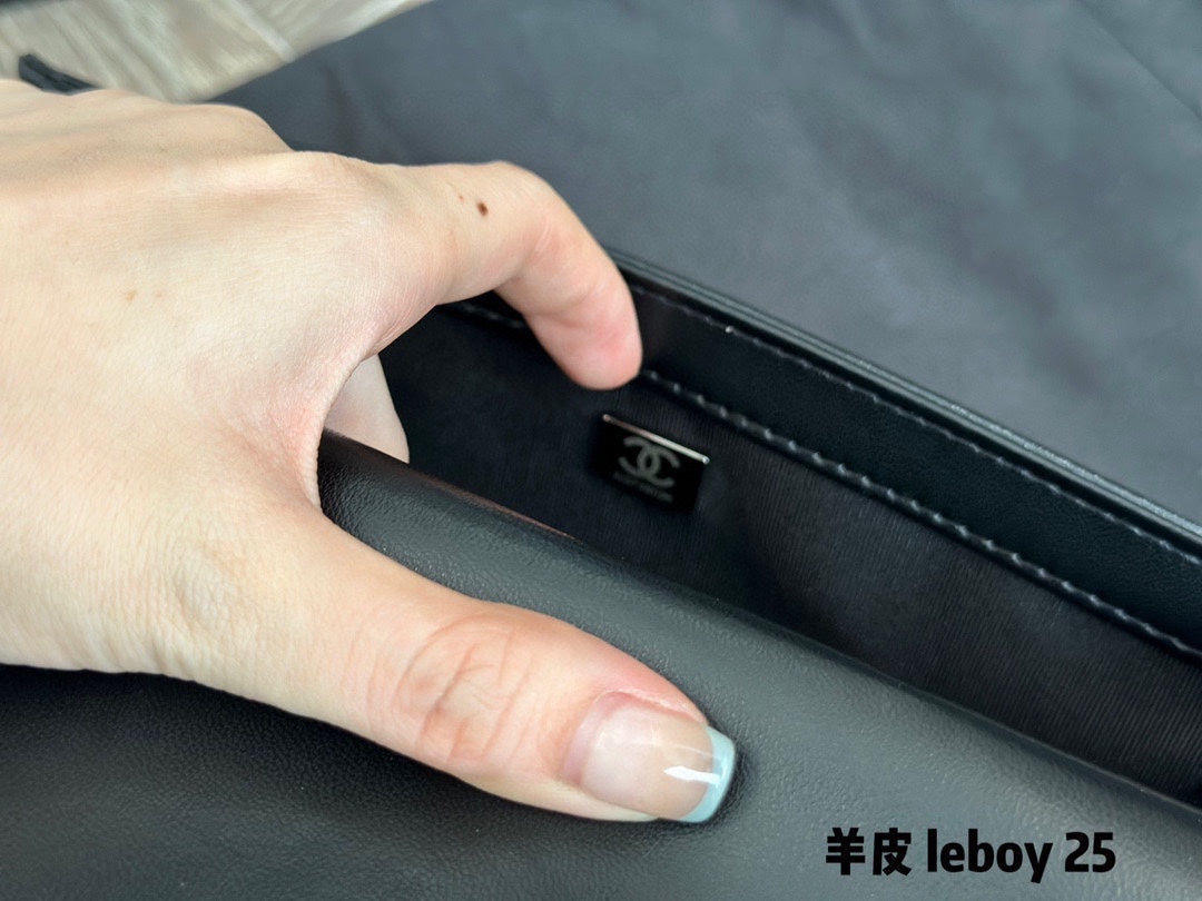 CC new arrival Leboy bag size: 25 cm