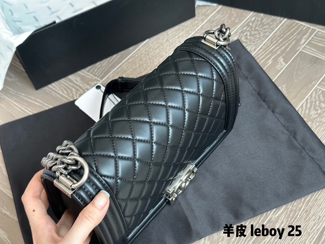 CC new arrival Leboy bag size: 25 cm