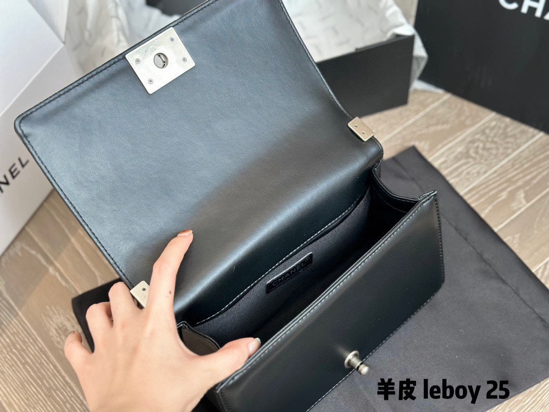 CC new arrival Leboy bag size: 25 cm