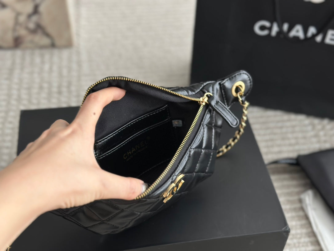 CC new arrival bumbag  crossbody bag size: 23*13 cm