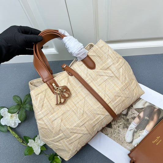 D new arrival groove tote bag size:  29*19*21 cm