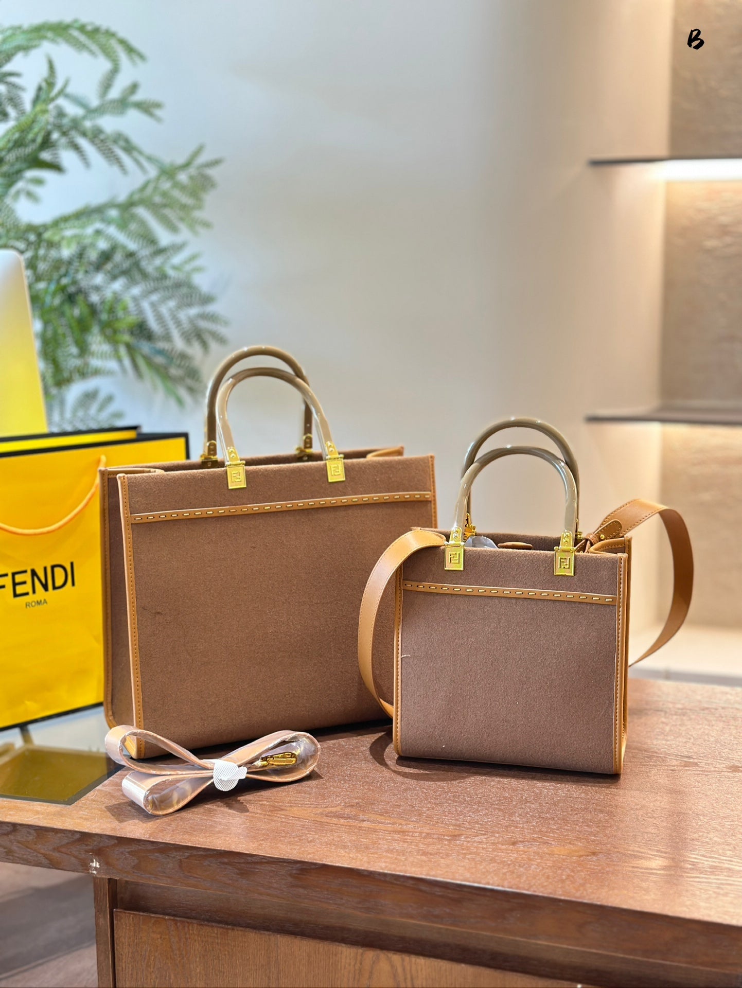 Fen new arrival Mon Tresor tote bag