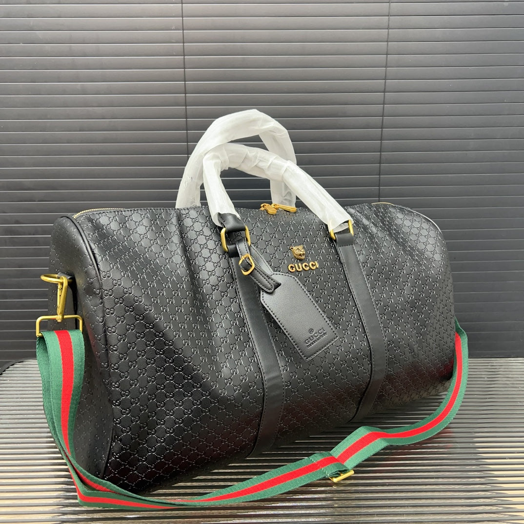 GG new arrival travel bag size: 50*28 cm