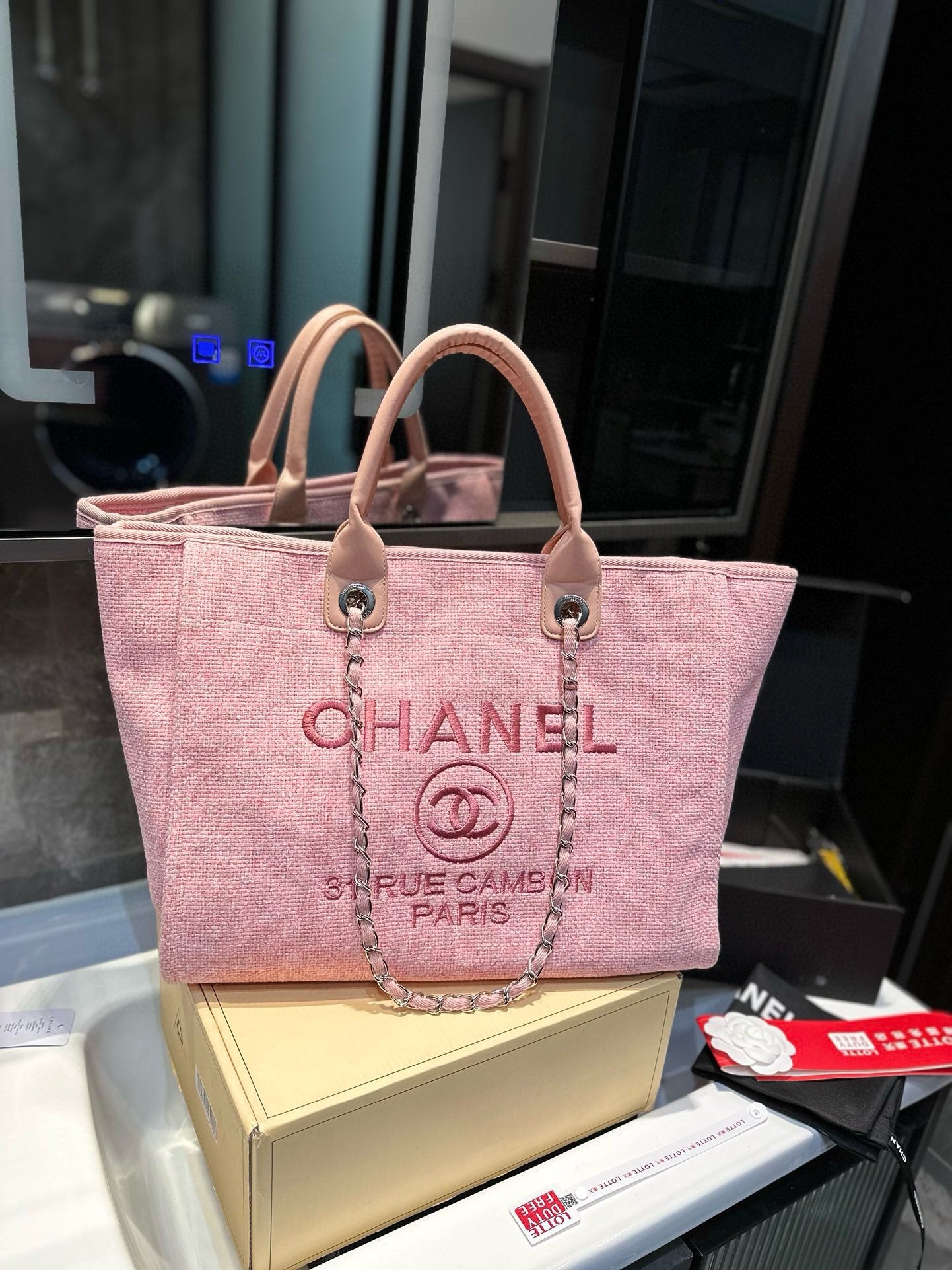 CC new arrival tote bag size: 38*30 cm