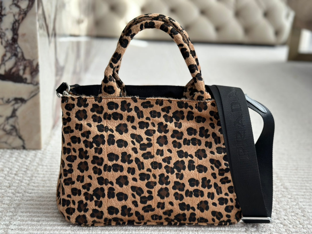 Pra new arrival tote bag 006  size:30 * 20cm