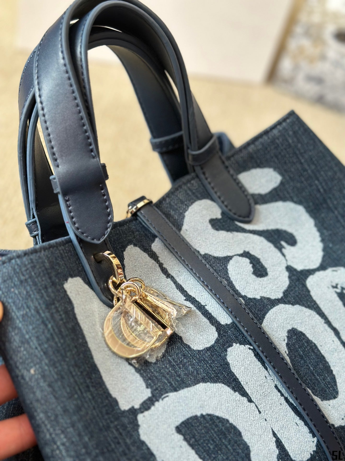 Miss D Toujours new arrival tote bag size: 30*20 cm