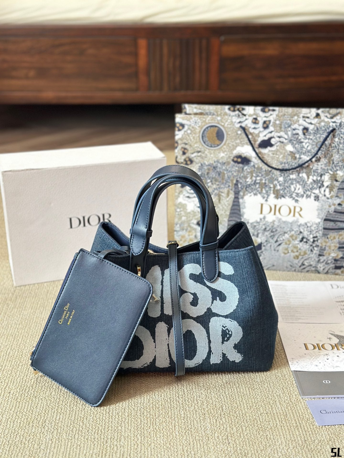 Miss D Toujours new arrival tote bag size: 30*20 cm