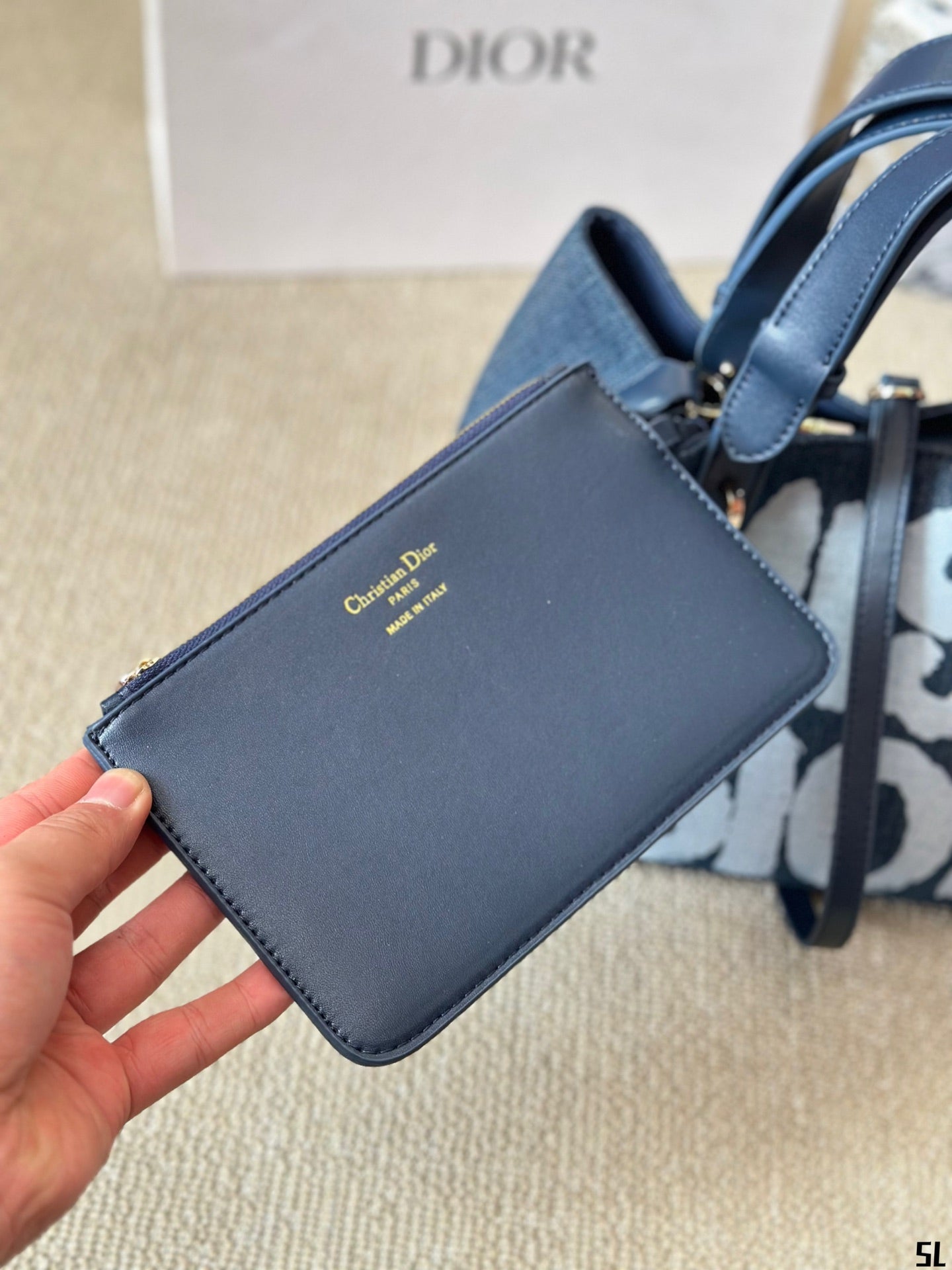 Miss D Toujours new arrival tote bag size: 30*20 cm