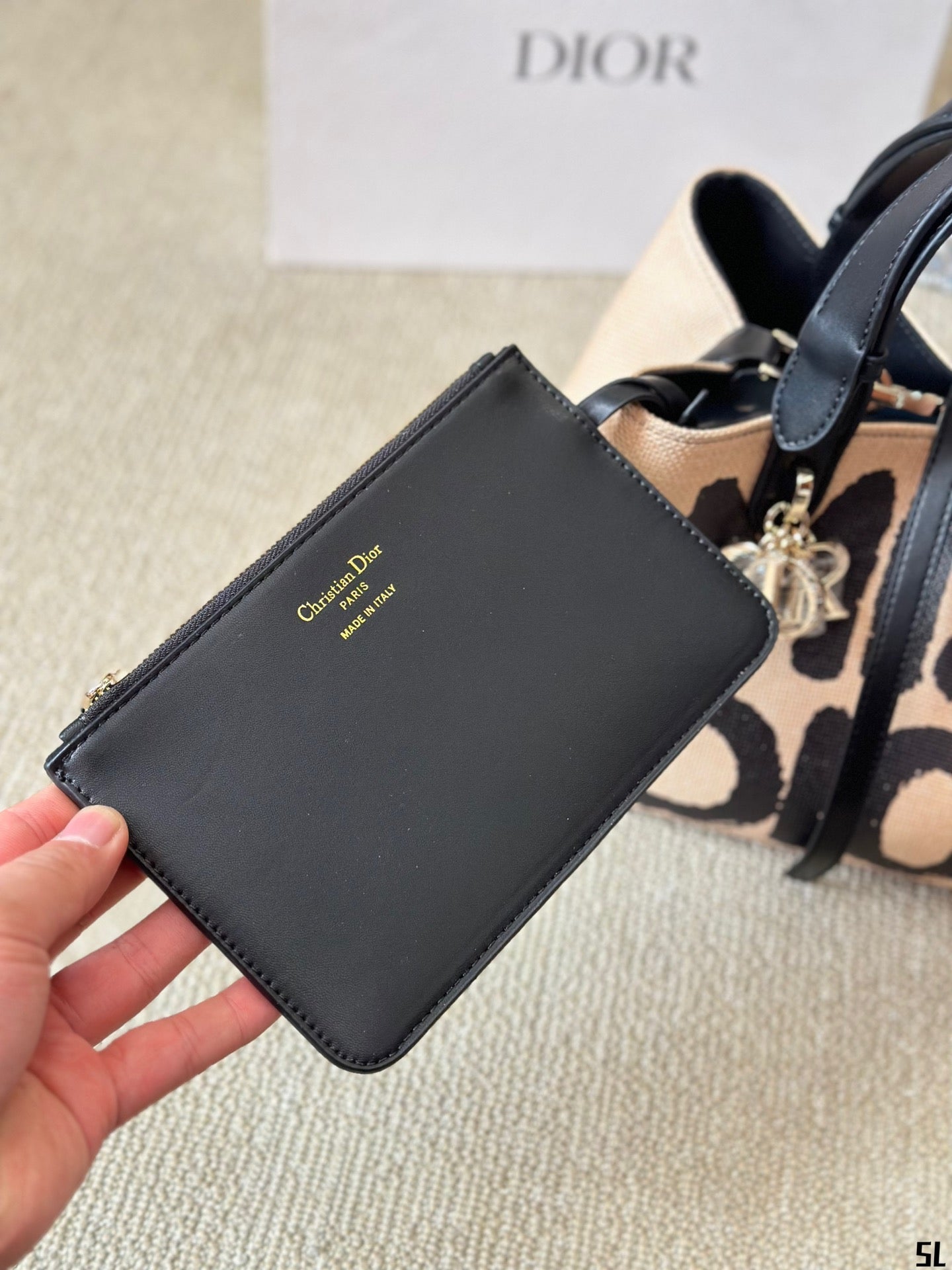 Miss D Toujours new arrival tote bag size: 30*20 cm