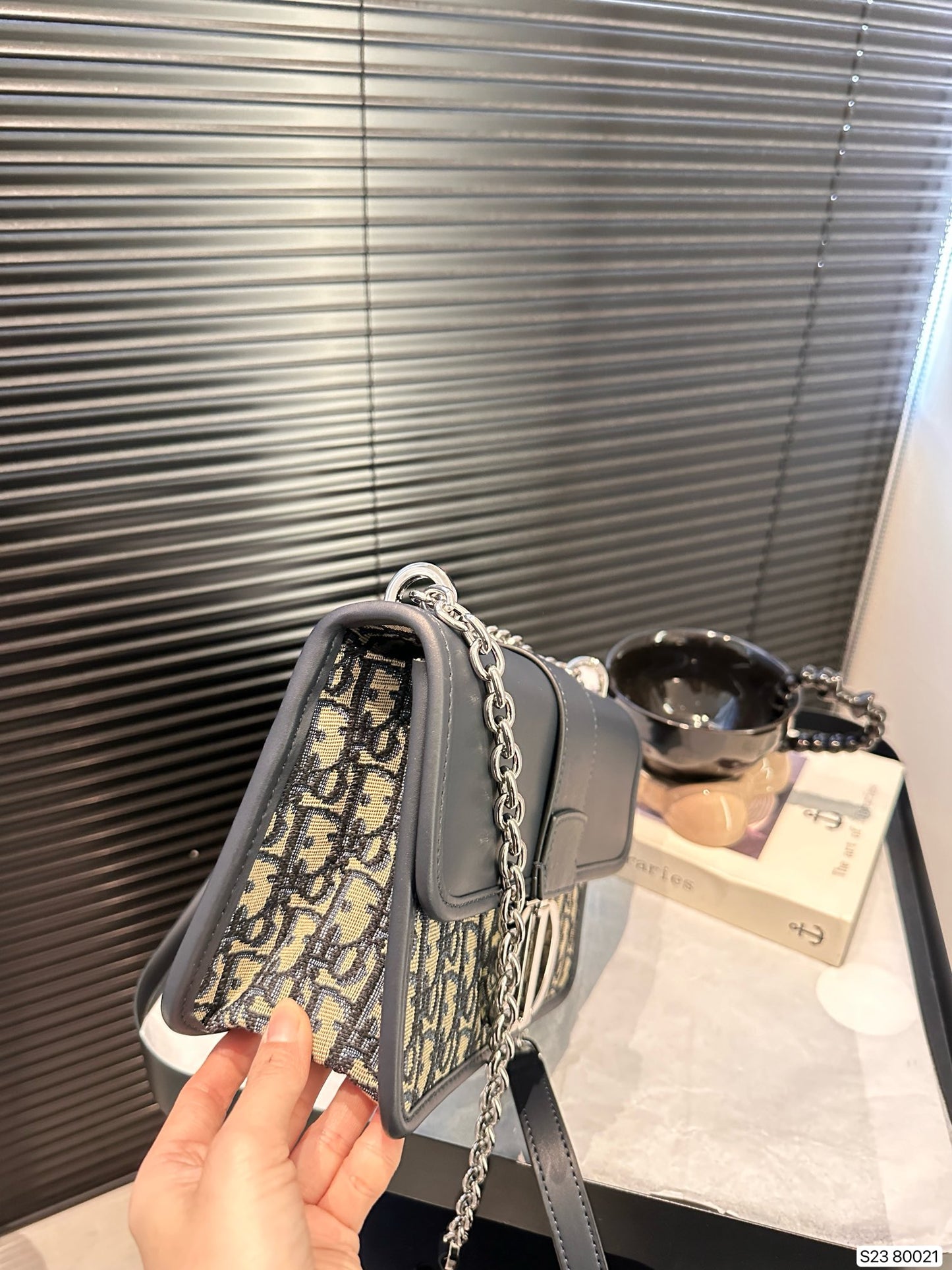 D new arrival MONTAIGNE bag size: 25*15 cm