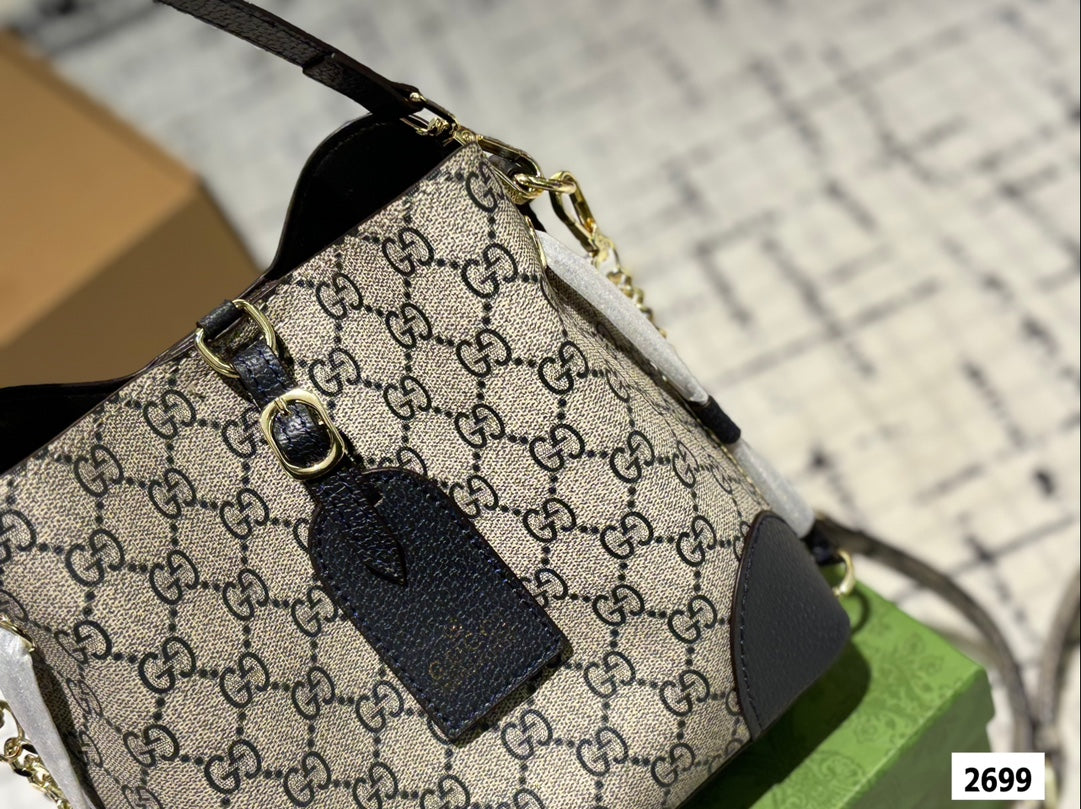 GG Emblem new arrival tote bag size:21 * 20 cm