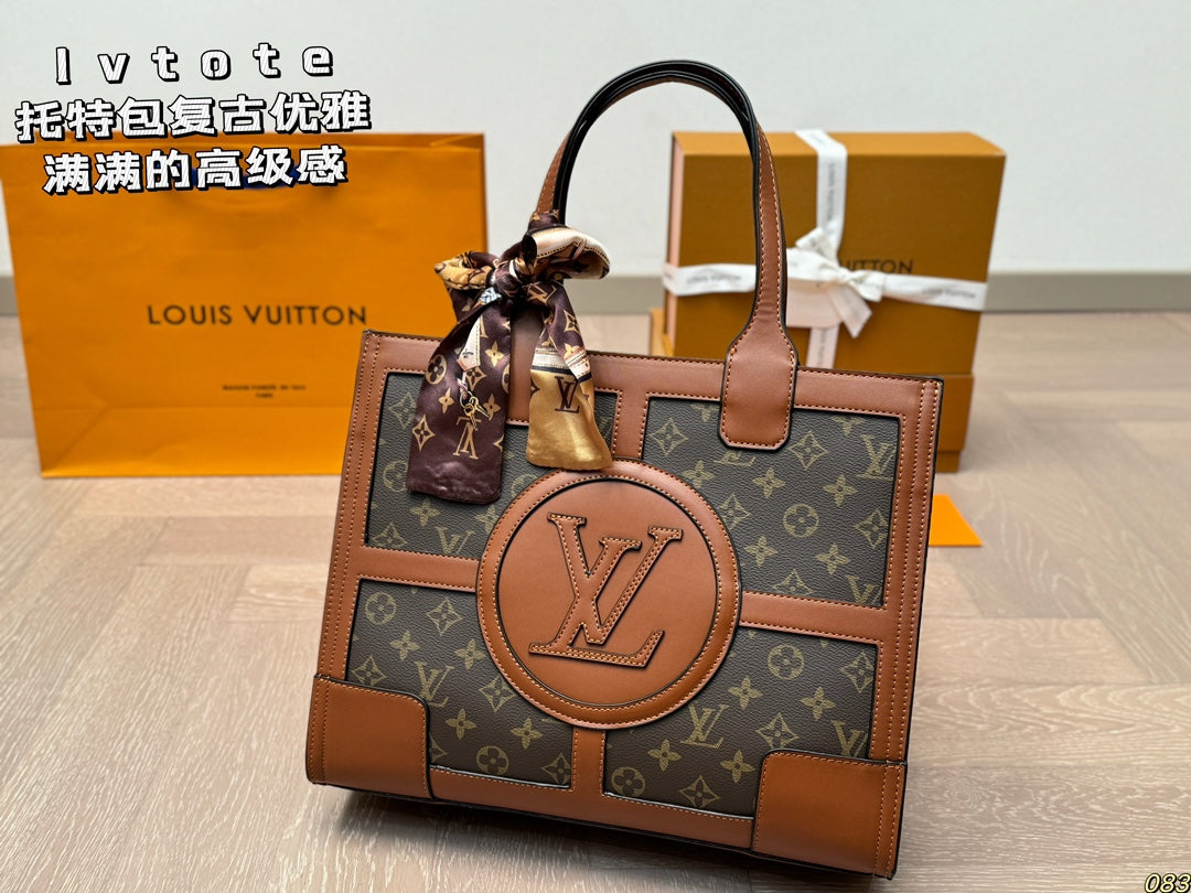 Louis new arrival tote bag size: 34*27 cm