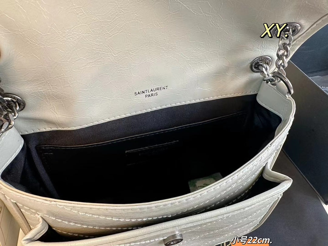 Y new arrival niki chain bag small size: 22*18 cm