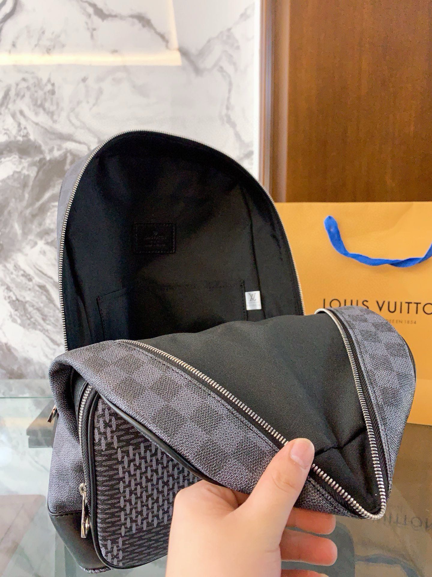 Louis × NIGO new arrival men backpack bag size: 38-29-13cm