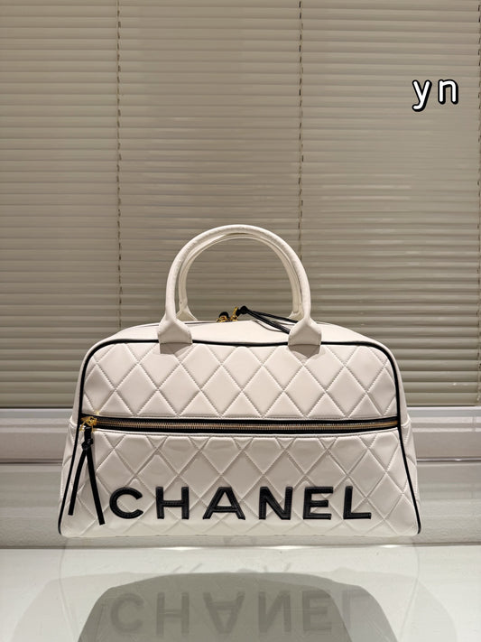 Cc new arrival 24c maxi bag size: 46*27 cm