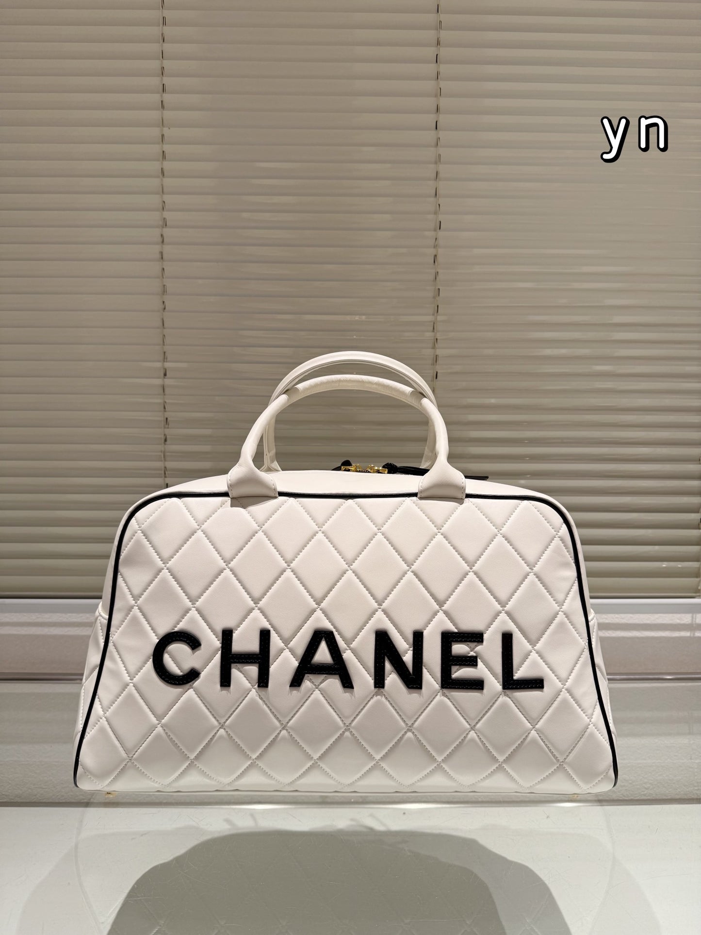 Cc new arrival 24c maxi bag size: 46*27 cm