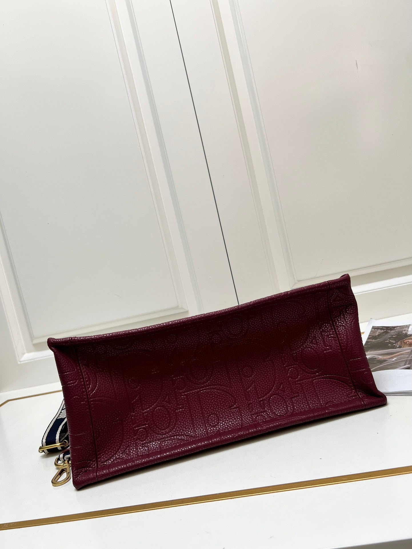 D new arrival book tote bag size: 36.5*28*17.5cm top quality