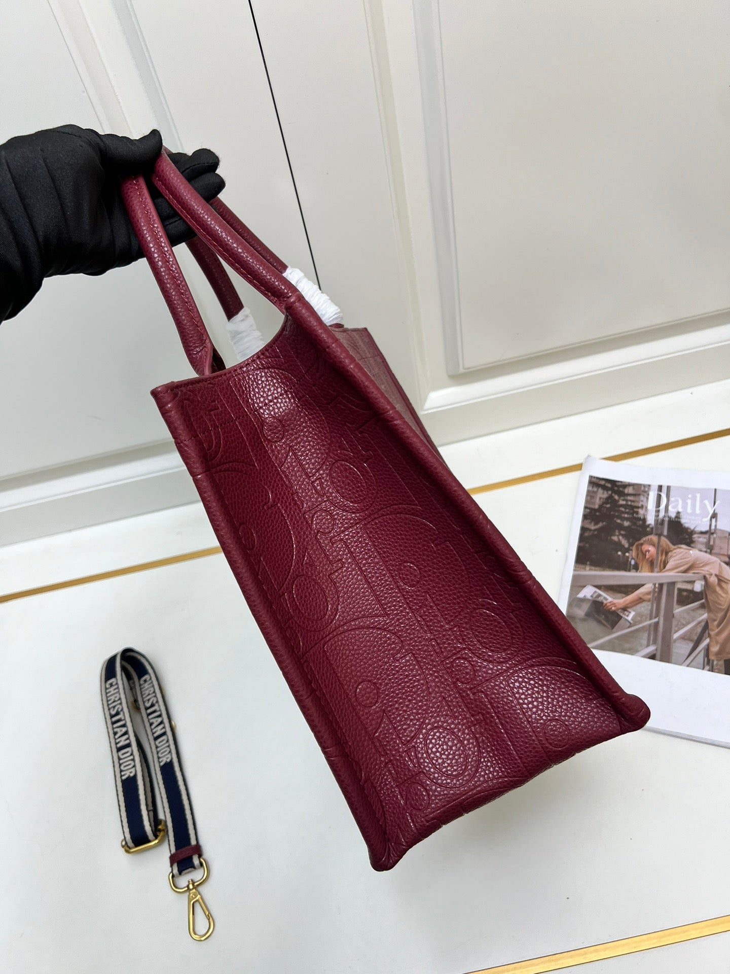 D new arrival book tote bag size: 36.5*28*17.5cm top quality