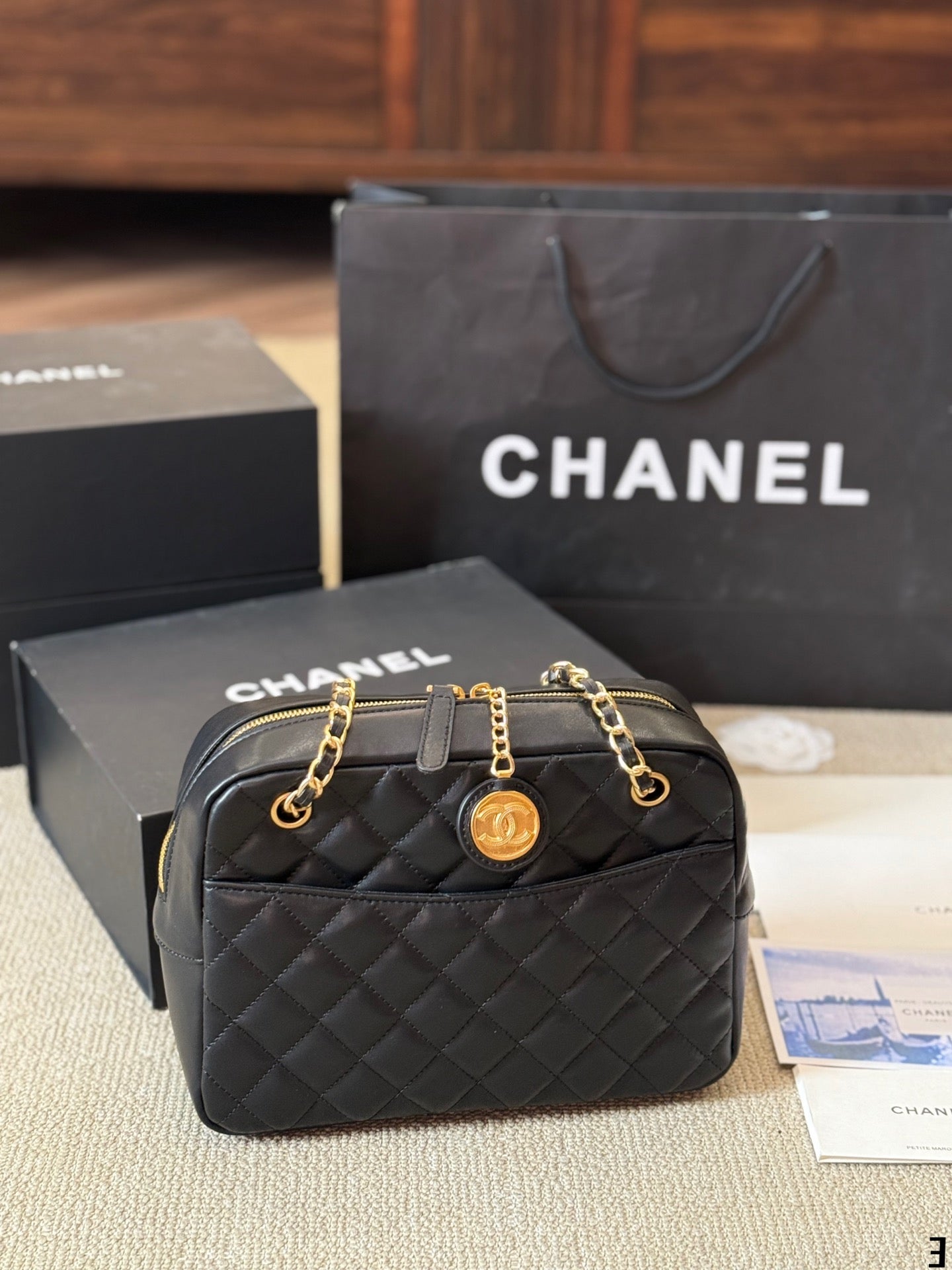 Cc new arrival 24K camera bag size: 25*17 cm