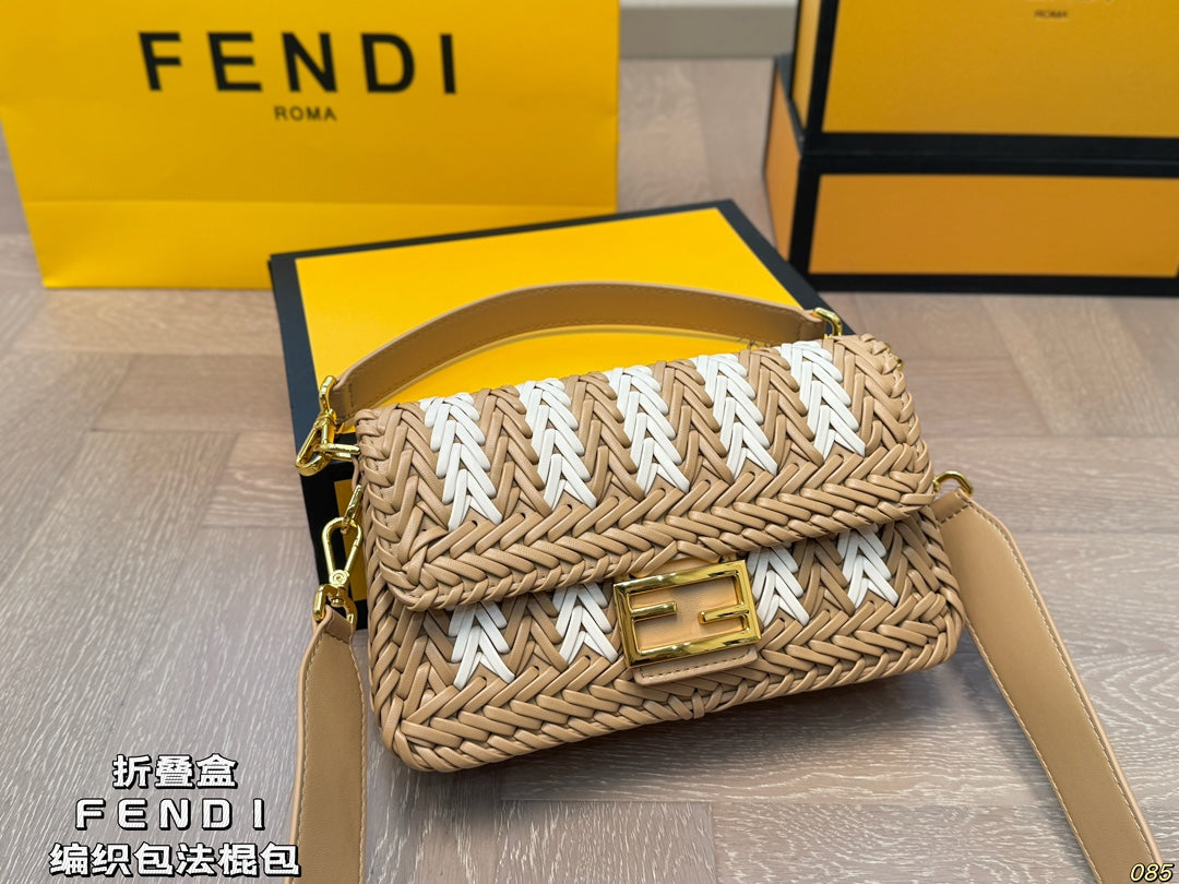Fen new arrival Baguette bag size: 26 * 15 cm