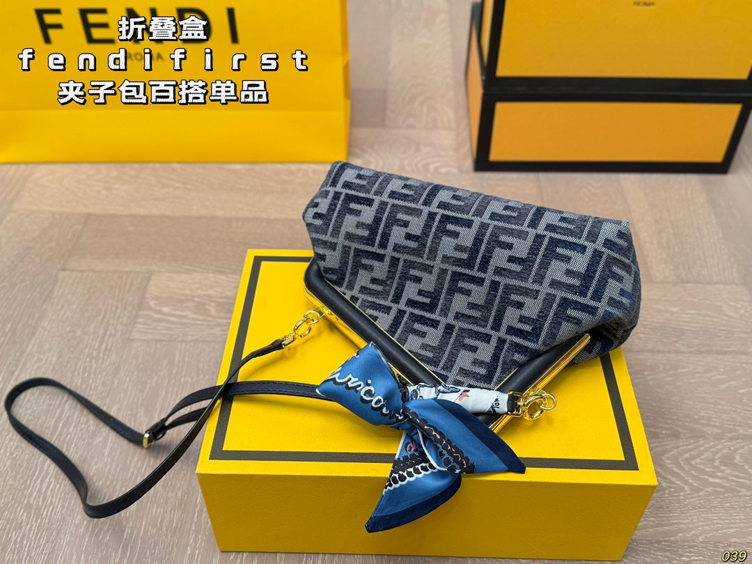 Fen new arrival First bag size: 23 * 17 cm