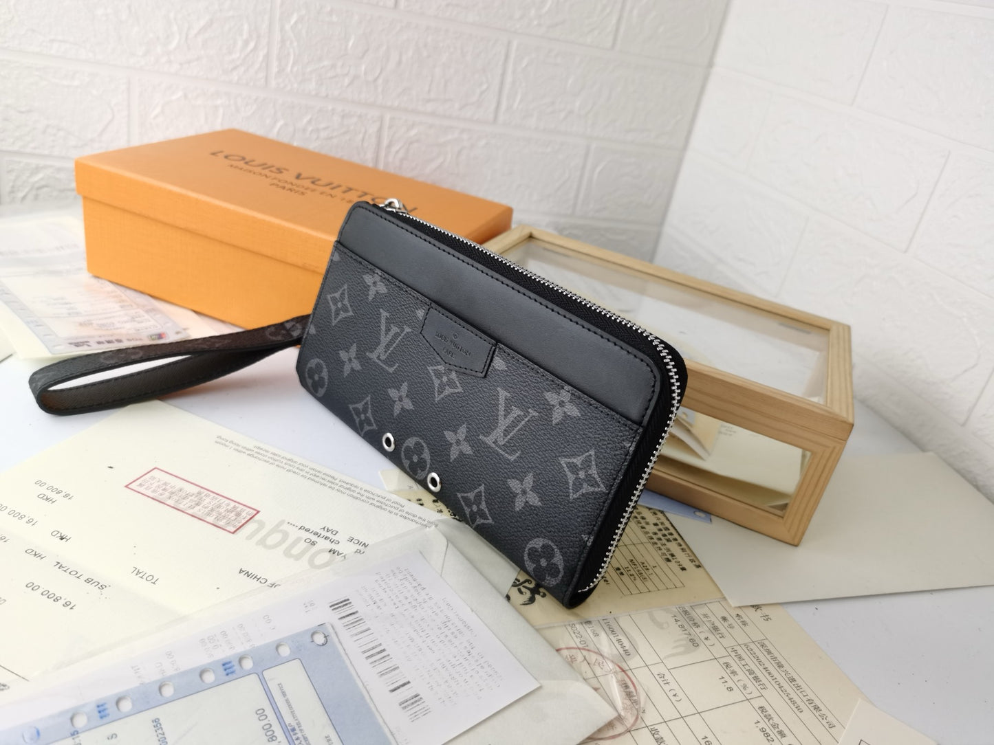 Louis new arrival Dragonne wallet 016 size: 19*11 cm