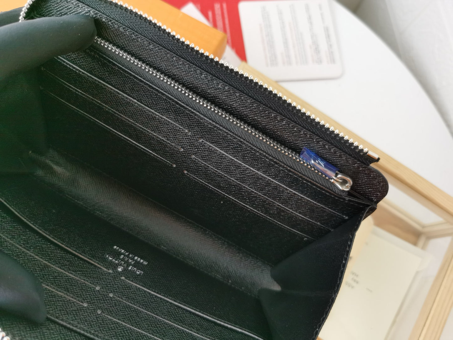 Louis new arrival Dragonne wallet 016 size: 19*11 cm