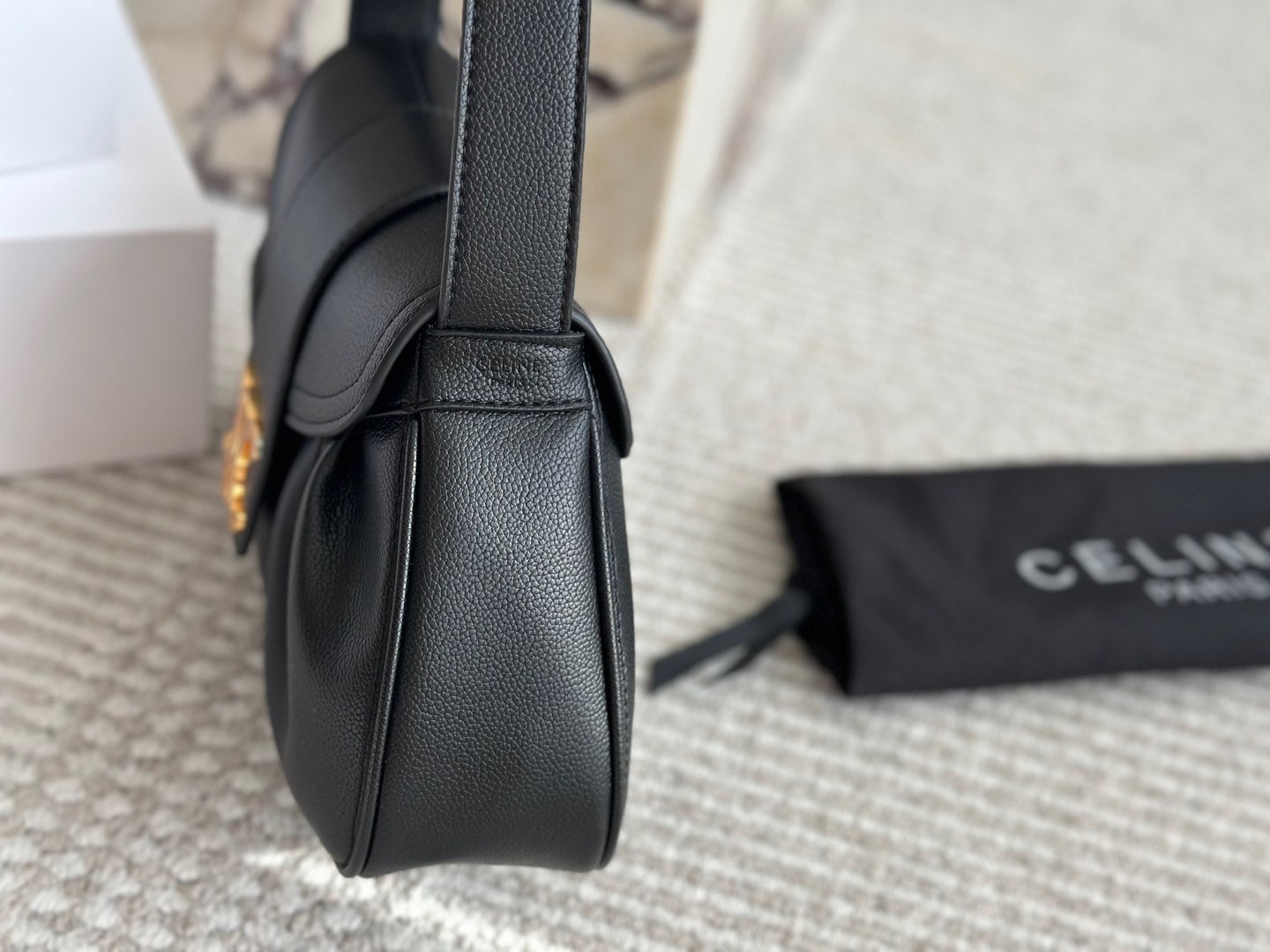 Ce new arrival 2025 hobo bag size: 30*16cm