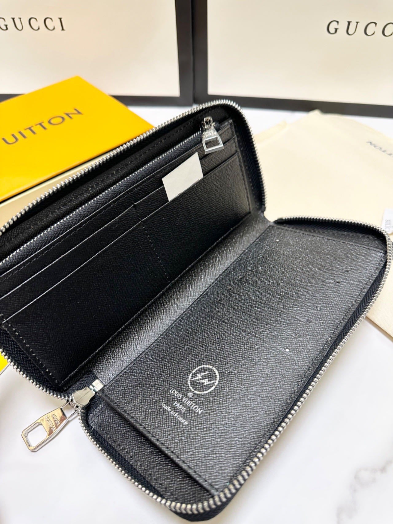 Louis new arrival wallet 015 size: 20*10 cm