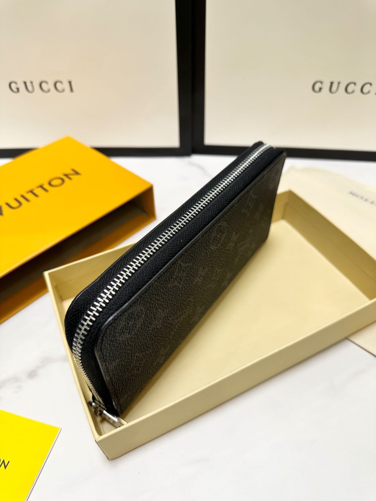 Louis new arrival wallet 015 size: 20*10 cm