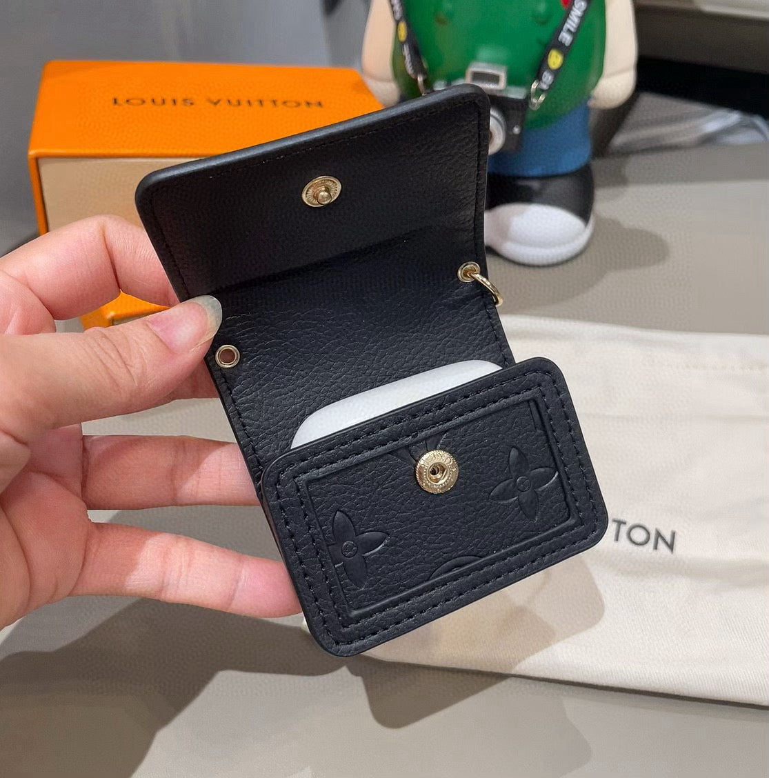 Louis new arrival coin earphone bag wallet 002